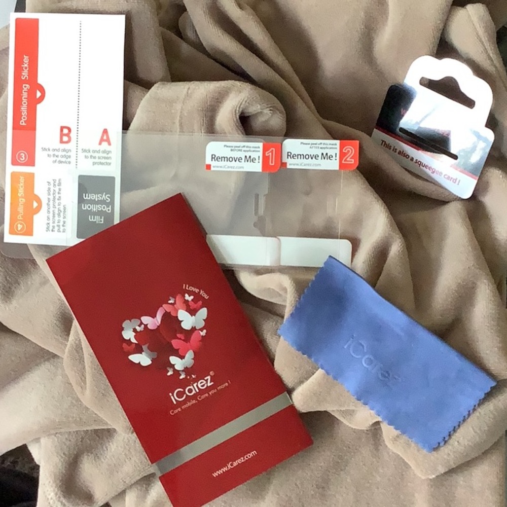iCarez cell phone safety package NWT